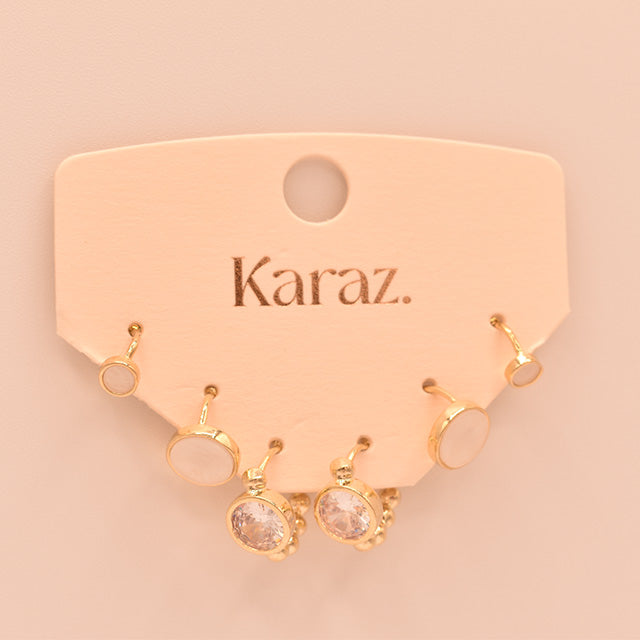 Set de Pendientes Topo: Brillo Versátil en Oro y Blanco