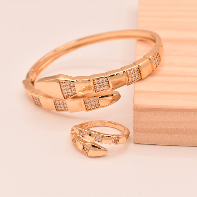 Pulsera Serpiente Dorada con Cristales