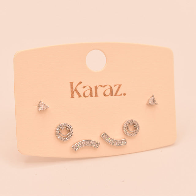 Set de Pendientes Topo Plateados Karaz: Alegría y Estilo en Cada Detalle