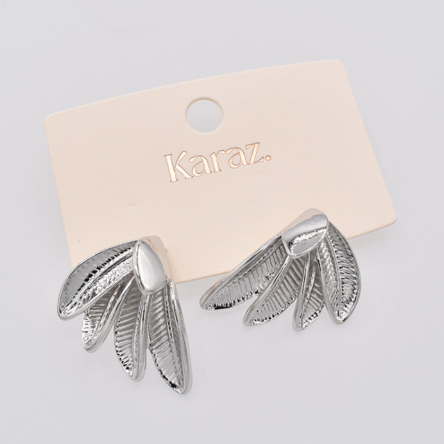 Aretes Plateados Hojas Superpuestas