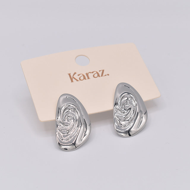 Aretes Plateados con Textura Espiral