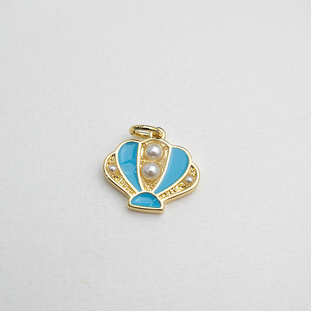 Dije Concha con Perlas y Esmalte Azul