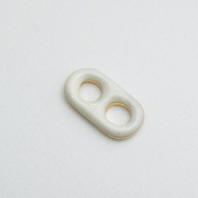 Dije Minimalista 'Soda' Blanco Esmaltado