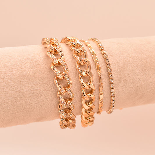 Set de 4 Pulseras Doradas con Circonitas y Baño de Oro 18K