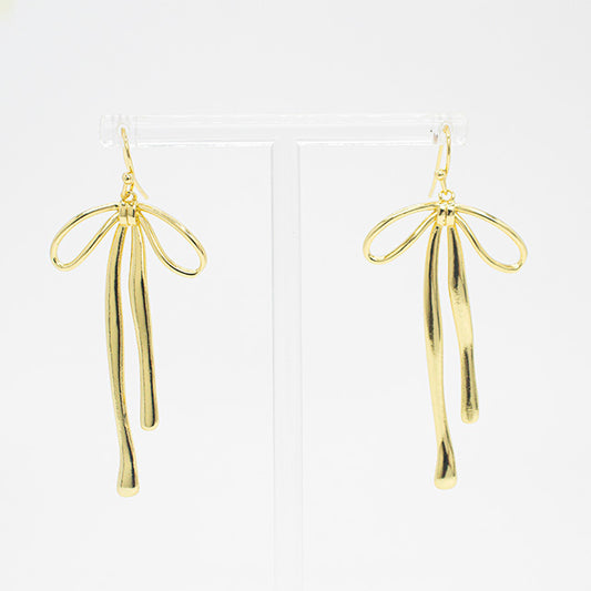 Pendientes Lazo Largo Dorado