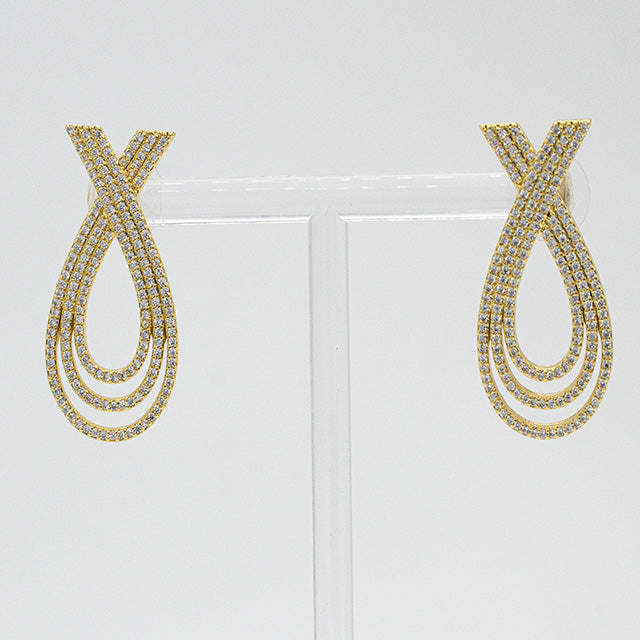 Aretes Cruzados de Brillo Infinito