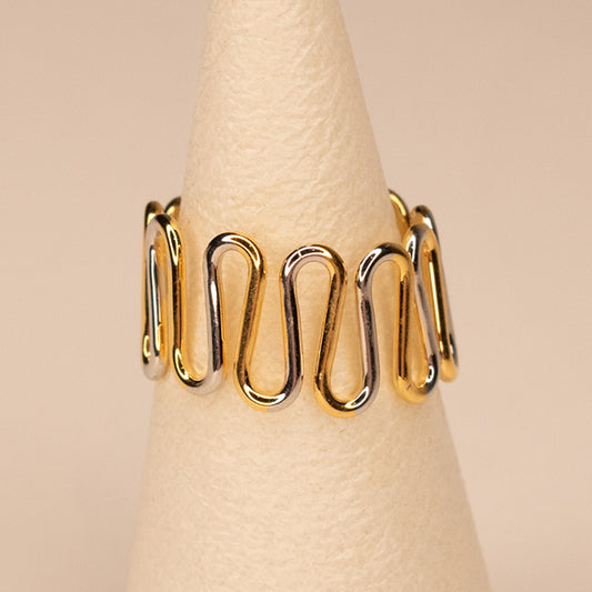 Anillo Onda Bicolor | Diseño Sinuoso Oro y Plata