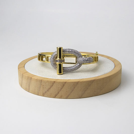 Pulsera Rígida Chunky con Cierre Toggle y Circones Dos Tonos