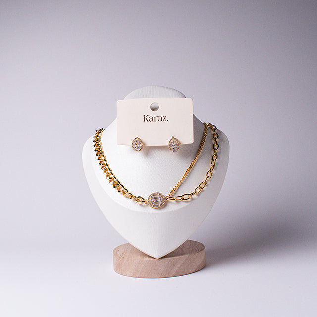 Set Karaz: Collar de Cadenas Doradas y Pendientes con Cristal