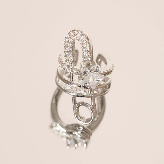 Earcuff Pin de Seguridad con Estrella y Brillos