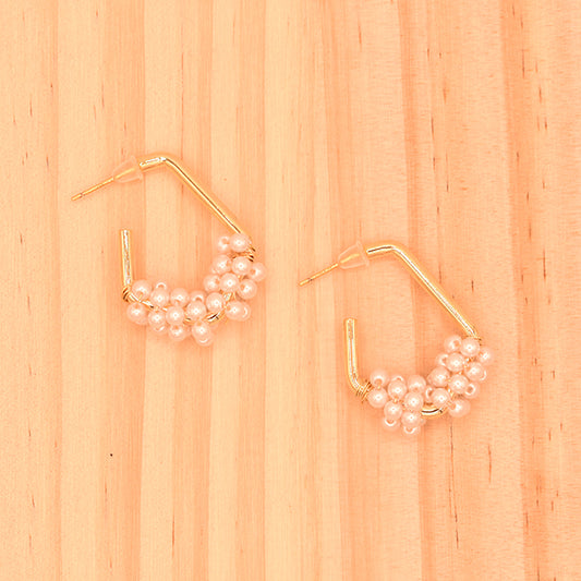 Aretes Aro Geométricos con Perlas Delicadas