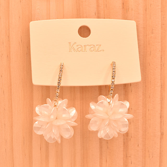 Aretes Flor Brillante Beige