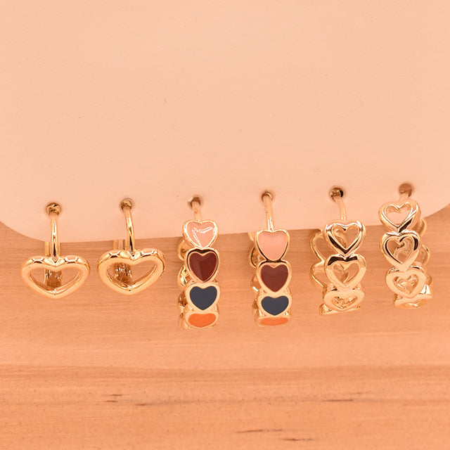 Set de Pendientes Corazones Dorados y Esmaltados