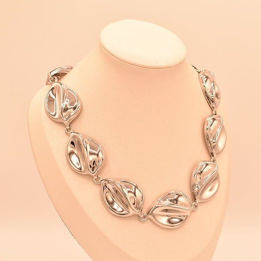 Collar Nuez Plateado
