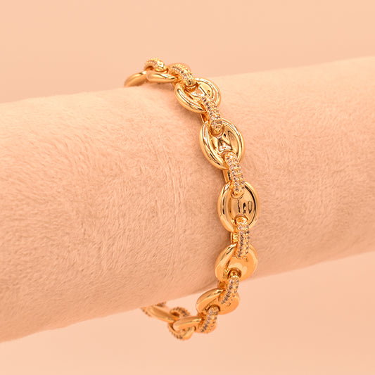 Pulsera de Eslabones Dorados con Brillantes