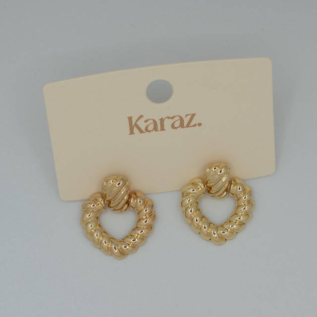 Aretes Corazón Trenzado Dorados