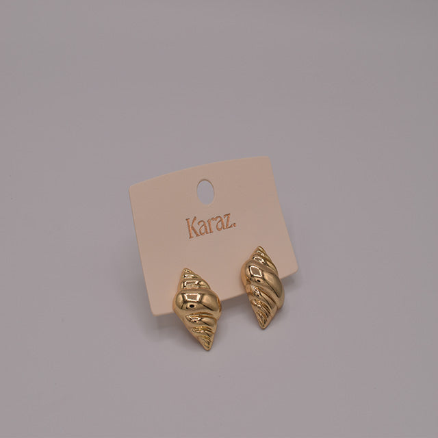 Pendientes Concha Dorada Karaz