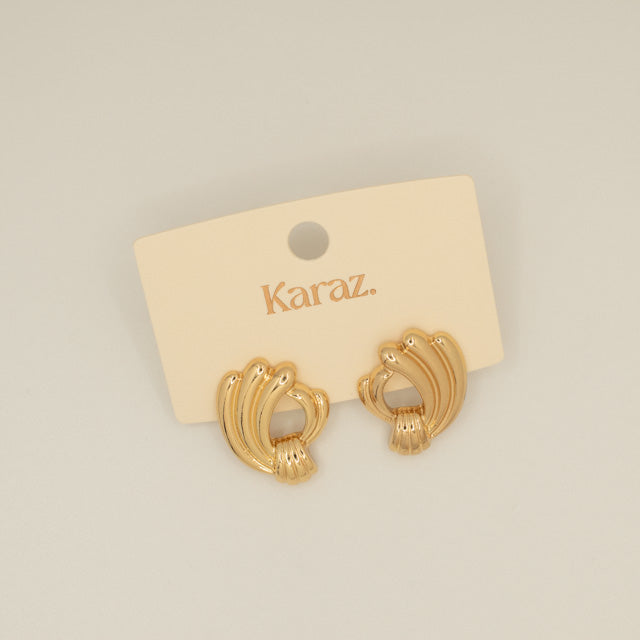 Aretes Concha Dorados Karaz