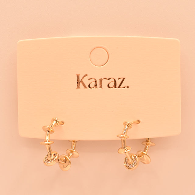 Aros Dorados Karaz con Detalles Brillantes