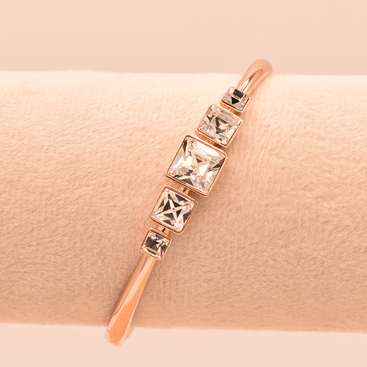 Pulsera Rígida con Cristales Cuadrados