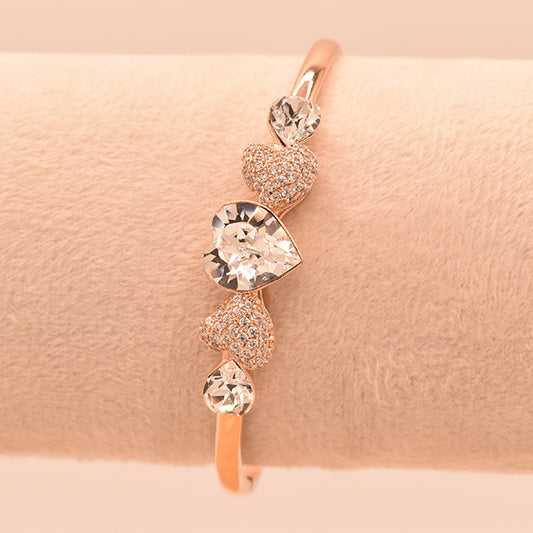 Pulsera Bangle Corazones Brillantes