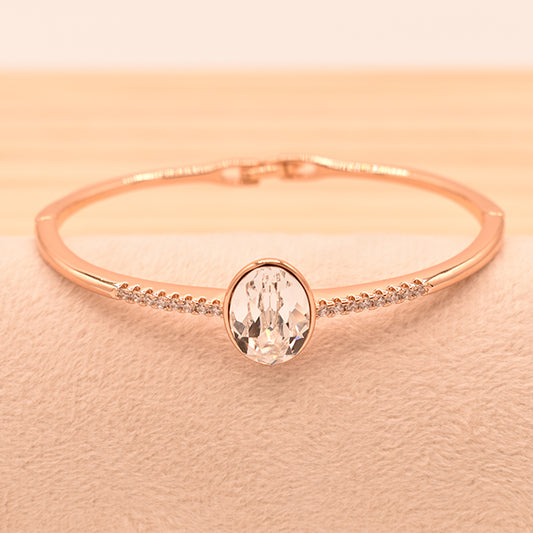 Pulsera Elegancia Radiante con Cristal Oval y Detalles Brillantes