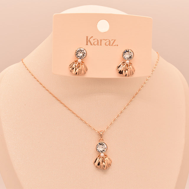 Conjunto Collar y Aretes Concha de Mar y Cristal