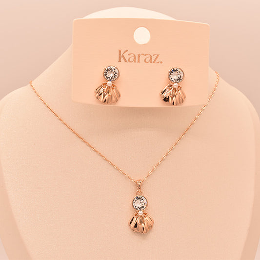 Conjunto Collar y Aretes Concha de Mar y Cristal
