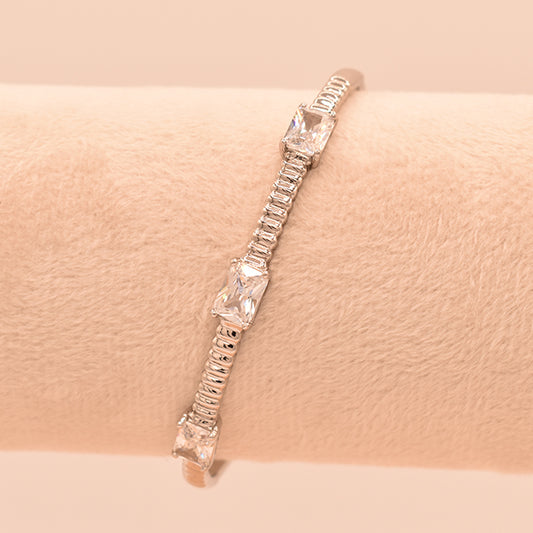 Pulsera Radiante con Zirconias Rectangulares