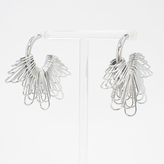 Aretes Plateados Alas de Elegancia