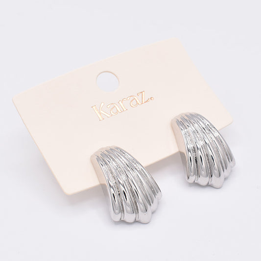 Aretes Plateados Acanalados Karaz