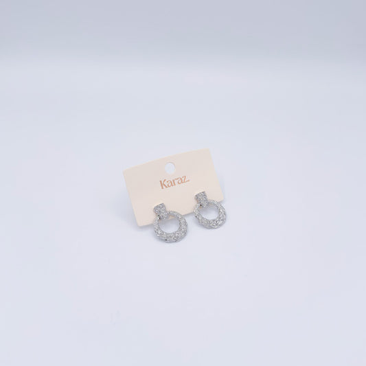 Aretes de Aro Plateados con Textura Brillante
