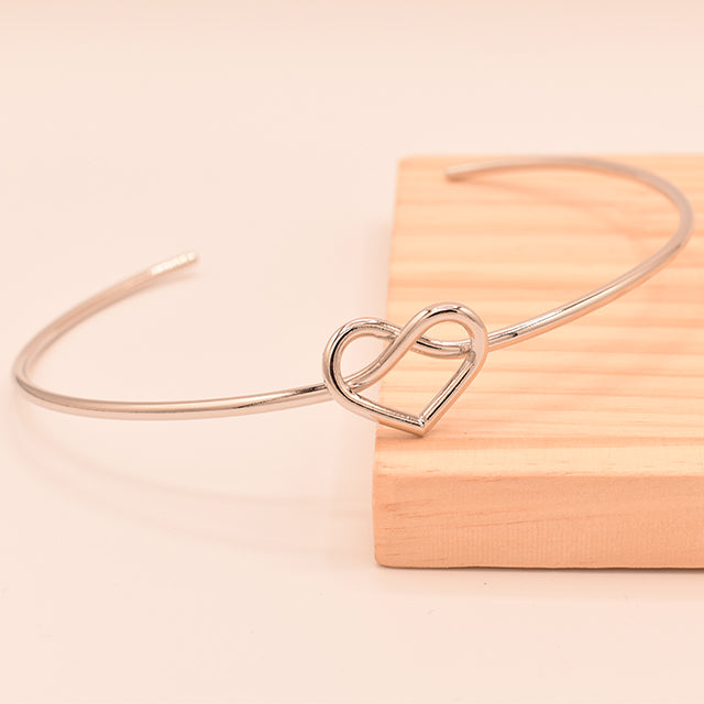 Choker Corazón Entrelazado Plateado