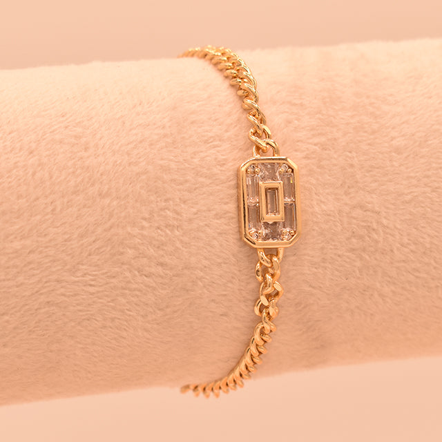 Pulsera Cadena Dorada con Cristales Baguette