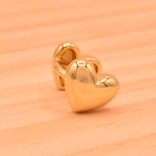 Earcuff Corazón Dorado | Brillo que Enamora