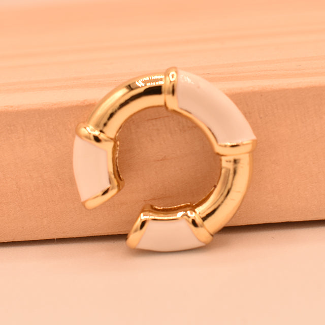 Earcuff Dorado y Blanco Elegante