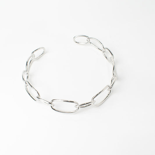 Choker de Cadena de Eslabones Plateado Moderno