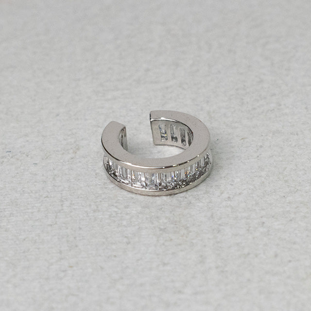 Ear Cuff Elegante con Circonitas Baguette